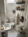 15 Bathroom Organization Ideas for Apartments & Renters